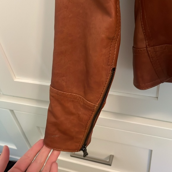 Italian Leather Jacket - size 40 / xs - Picture 5 of 6